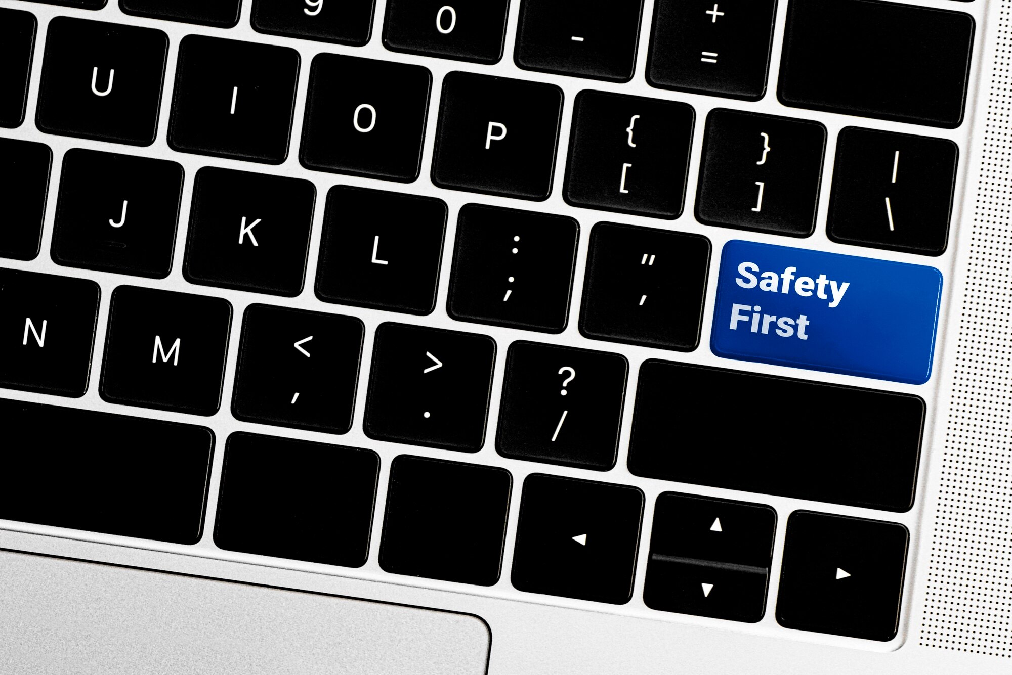 بهترین آنتی‌ ویروس‌ های رایگان برای ویندوز که میتوانید همین الآن نصب کنید!